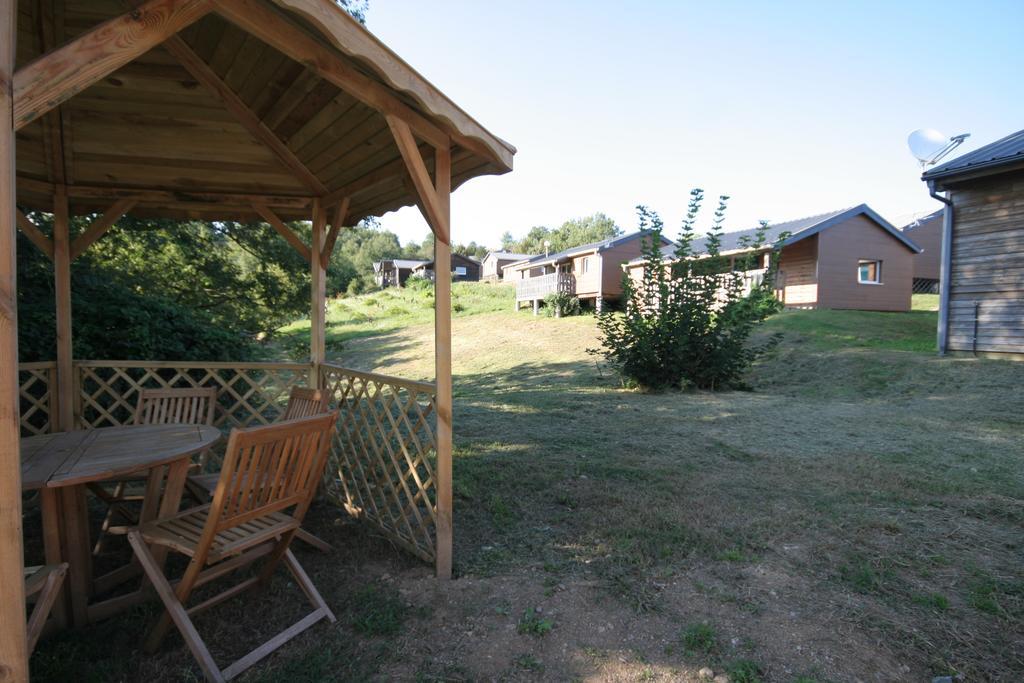Camping Domaine Vallée du Tarn Saint-Cirgue Extérieur photo